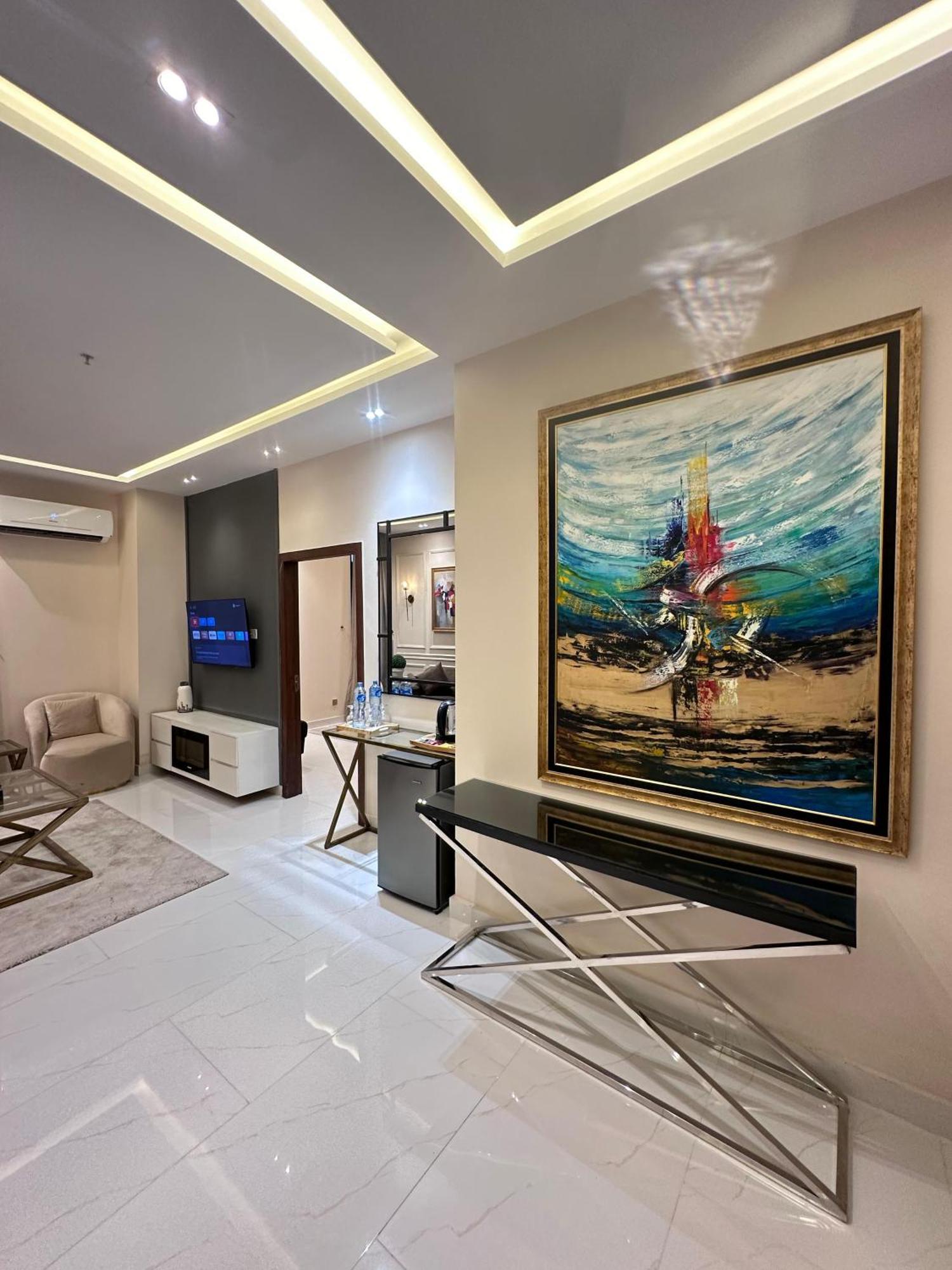 Pavilion Suites - Premium Aparthotel In Bahria Town Равалпинди Экстерьер фото