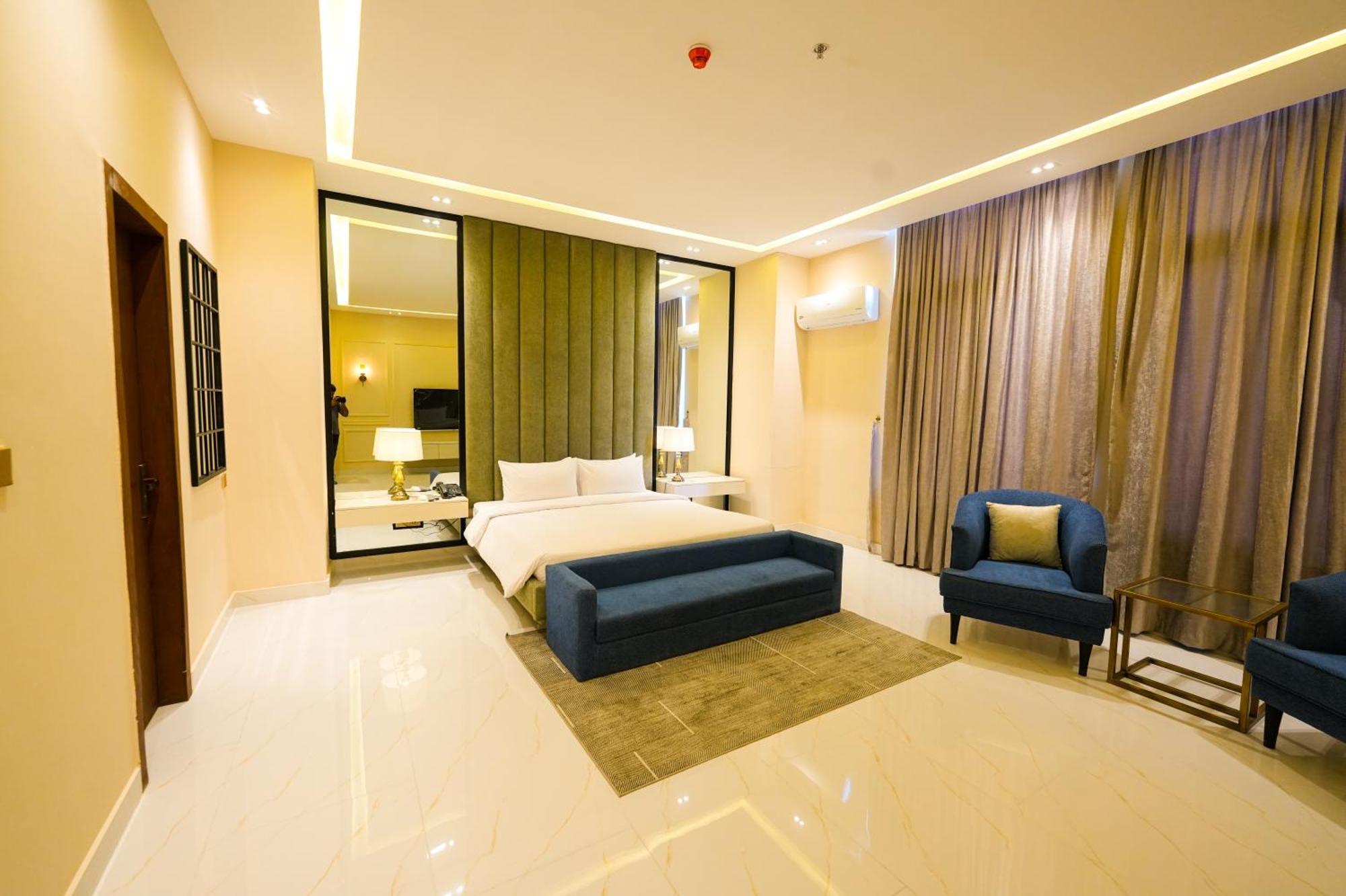 Pavilion Suites - Premium Aparthotel In Bahria Town Равалпинди Экстерьер фото